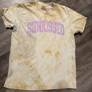 Comfort Colors Cream Tee with Pink 'SUNKISSED' Graphic